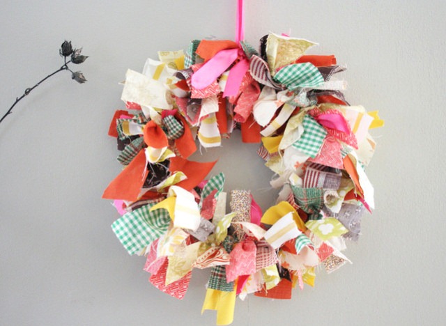 Featured image - How to Make a Fabric Wreath for Year-Round Decorating