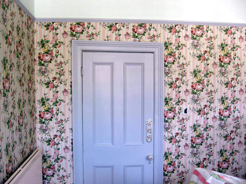 Featured of Preparing to Wallpaper - Proper Preparation for Wallcoverings in Your Home