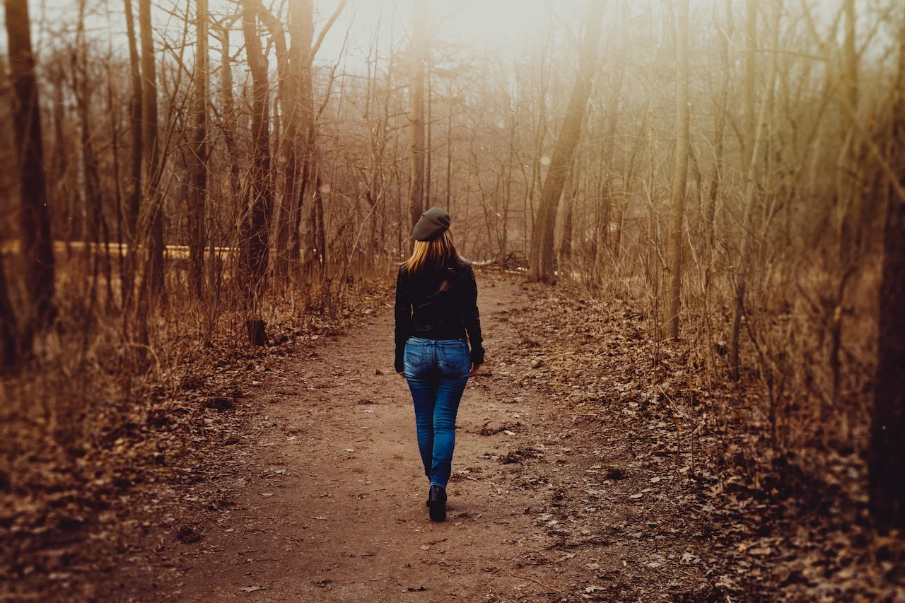 Just as walking within established limits can protect your life, commitment protects a marriage and produces a feeling of security Just as walking within established limits can protect your life, commitment protects a marriage and produces a feeling of security