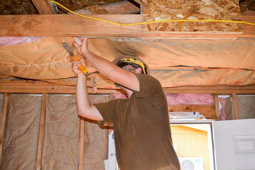 Insulating Your Garage Ceiling Rafters