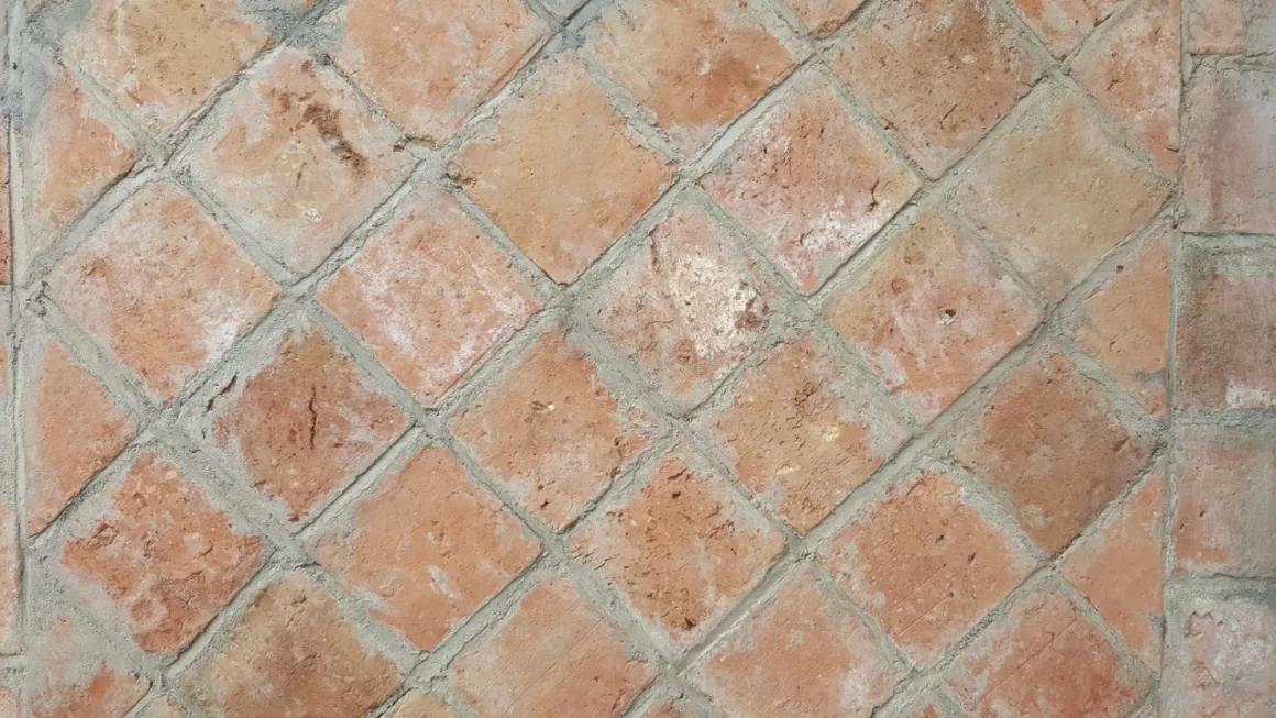 featured image - Is Mud Flooring the Right Choice for Your Home?